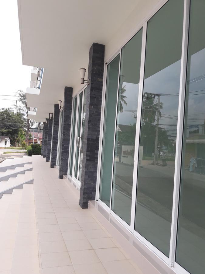 The Ztand By Airport Phuket Hotel Ban Bo Han Buitenkant foto